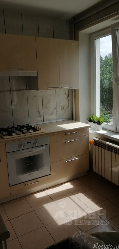 Продажа 2-комн квартиры на вторичном рынке Красногвардейский б-р,  д. 15,  к. 1