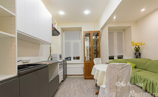 Аренда 2-комн квартиры на вторичном рынке Невский пр-кт,  д. 84-86