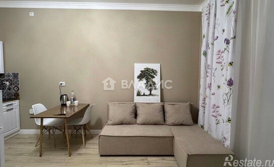 Продажа 1-комн квартиры на вторичном рынке Кудрово г, Строителей пр,  д. 1 к2