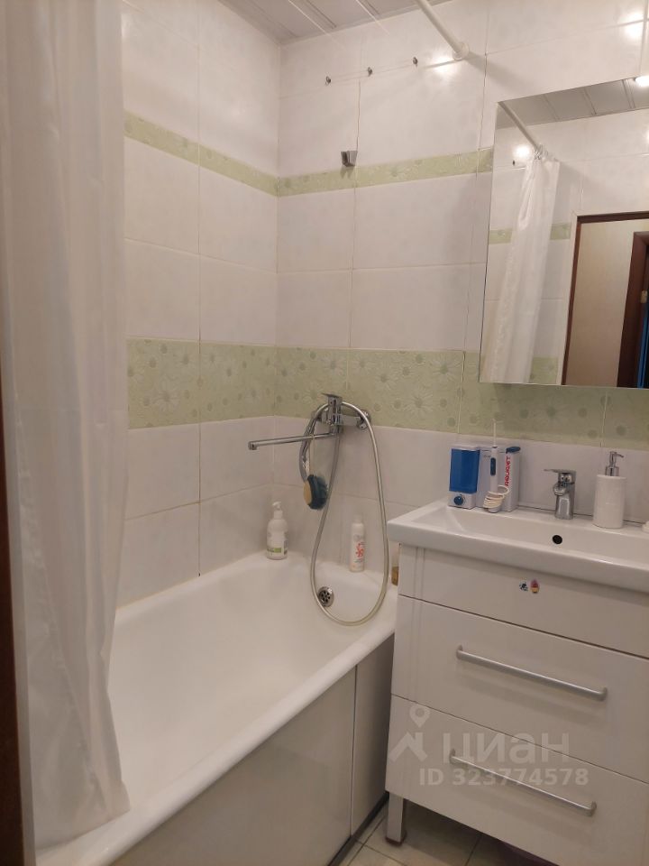 Продажа 3-комн квартиры на вторичном рынке Видное, проспект Ленинского Комсомола, 23к1