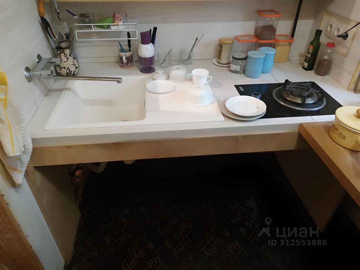 Продажа 2-комн квартиры на вторичном рынке улица Плющиха, 9А