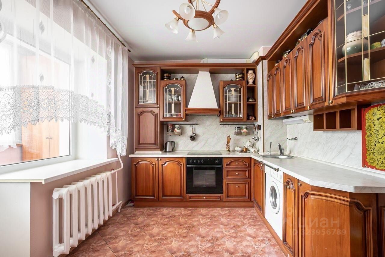 Продажа 2-комн квартиры на вторичном рынке Индустриальный проспект, 40К1