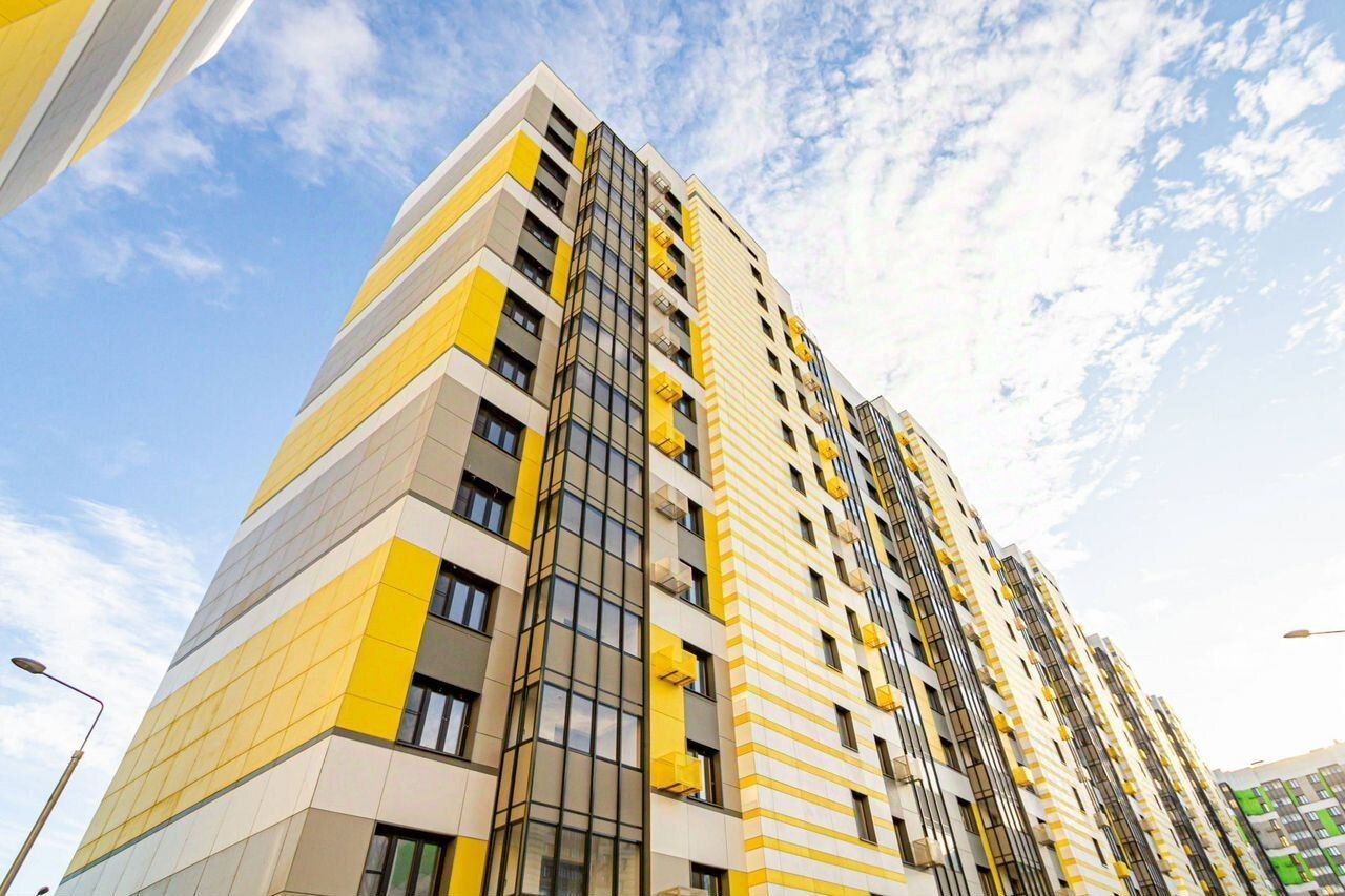 Продажа 3-комн квартиры на вторичном рынке Долгопрудная аллея, 15к2