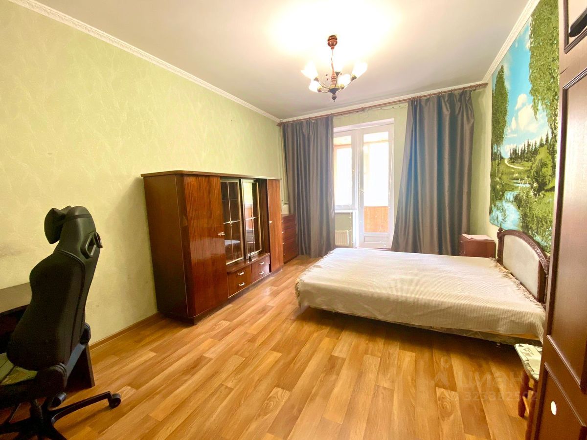 Продажа 1-комн квартиры на вторичном рынке Отрадная улица, 10