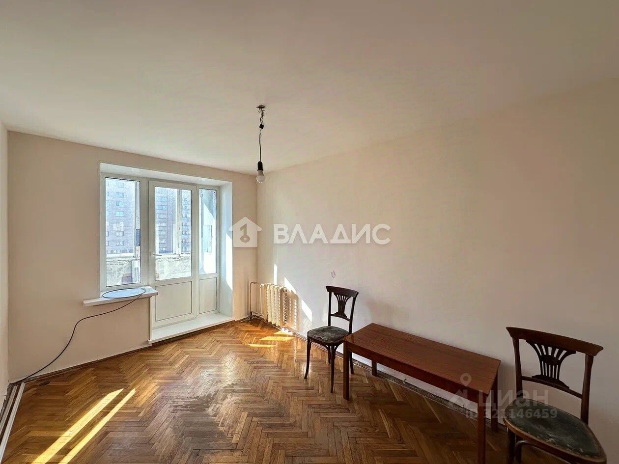 Продажа 3-комн квартиры на вторичном рынке проспект Просвещения, 84К1