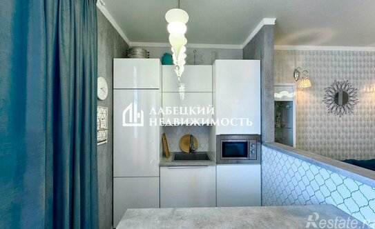 Продажа 2-комн квартиры на вторичном рынке Бухарестская ул