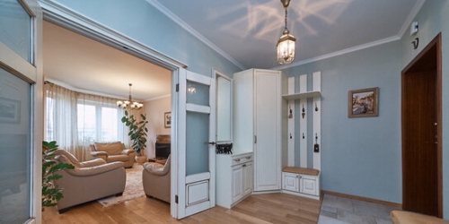 4-комн квартира улица Короленко,  д. 8