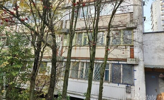 Продажа 3-комн квартиры на вторичном рынке ул Академика Анохина,  д. 42,  к. 2