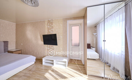 Продажа 1-комн квартиры на вторичном рынке Просвещения пр-кт,  д. 54,  к. А