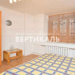 Аренда 2-комн квартиры на вторичном рынке Гнездниковский Б. пер,  д. 10