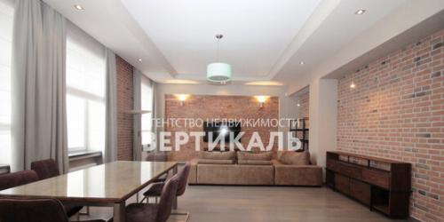 3-комн квартира улица Серафимовича,  д. 2/20