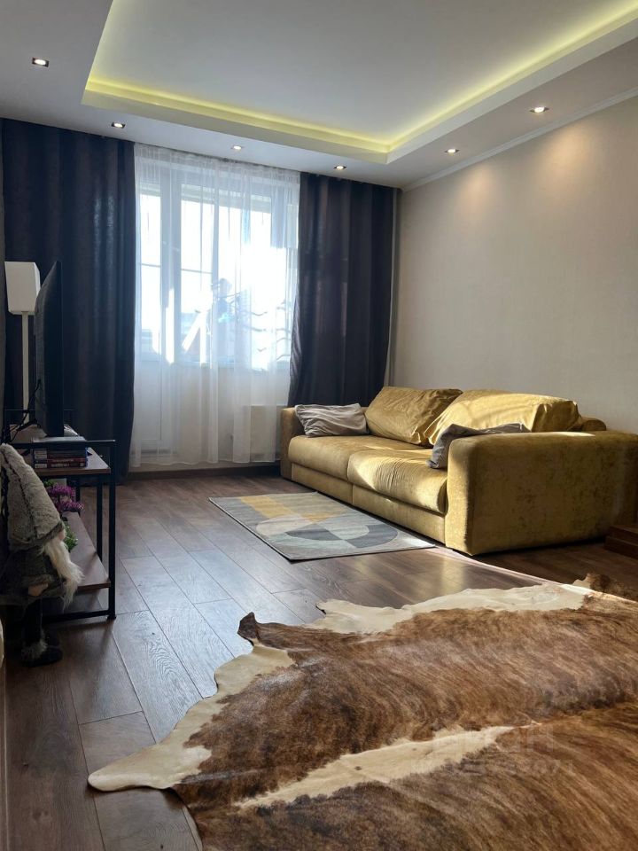 Продажа 2-комн квартиры на вторичном рынке Святоозерская улица, 32