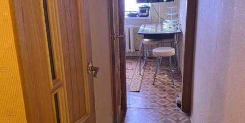 3-комн квартира Ломоносов г., Скуридина ул. ,  д. 6