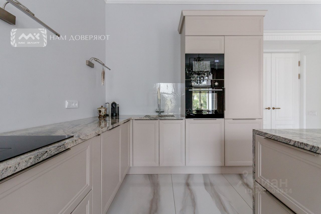 Продажа 3-комн квартиры на вторичном рынке улица Куйбышева, 19