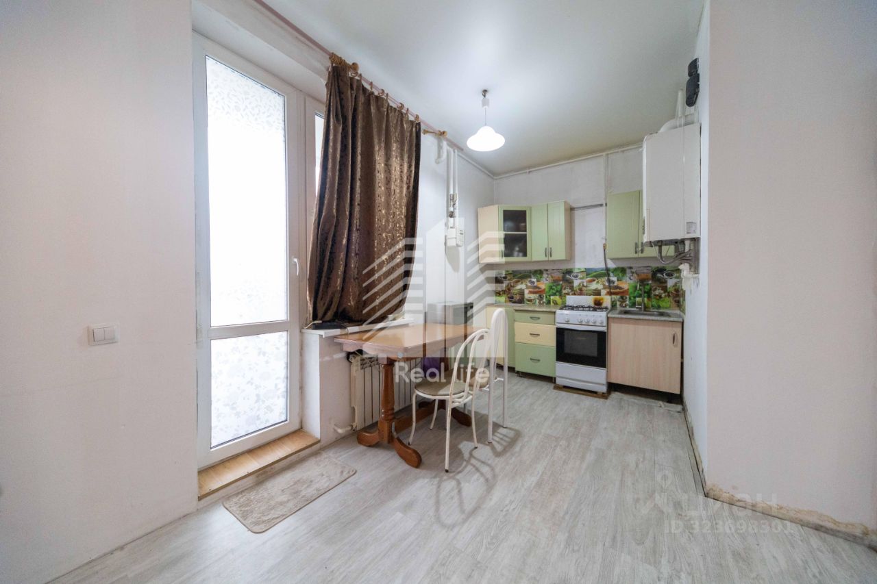 Продажа 1-комн квартиры на вторичном рынке Белые Столбы мкр, улица Мечты, 11к2