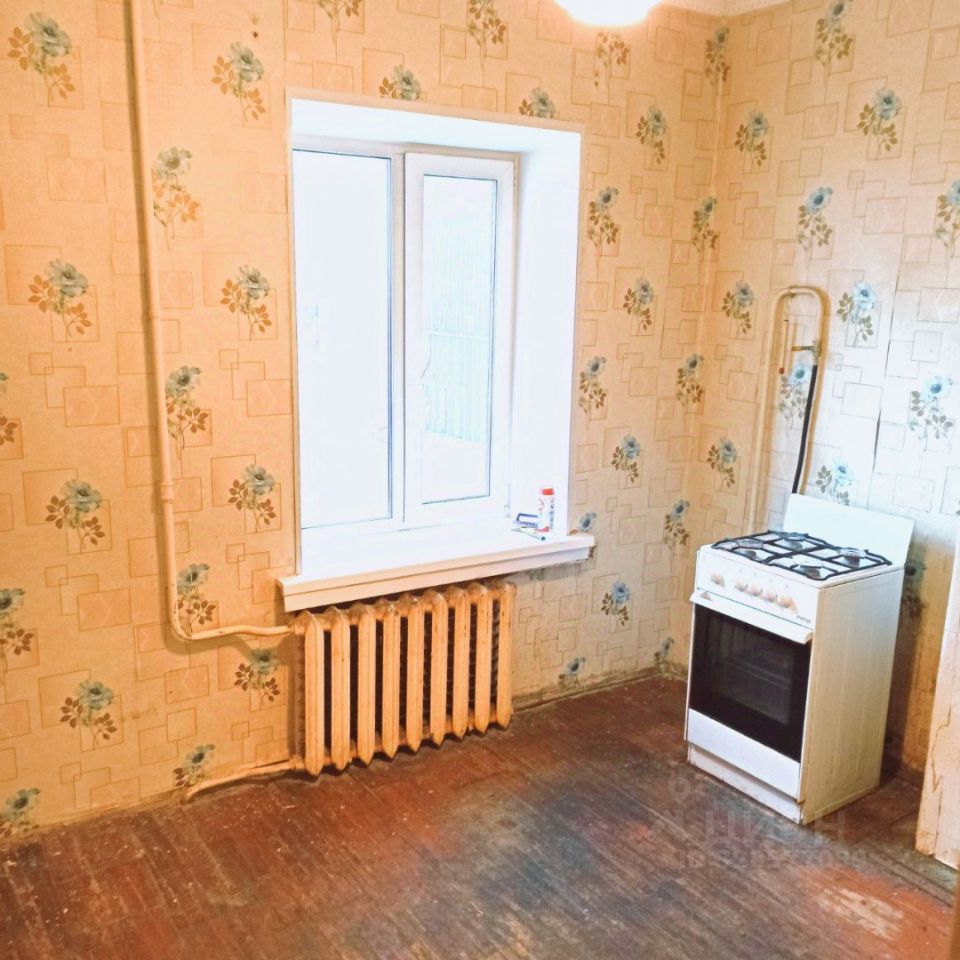 Продажа 2-комн квартиры на вторичном рынке Моховая улица, 32