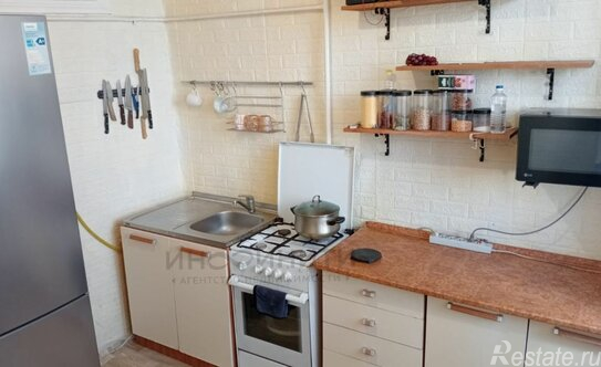 Продажа 3-комн квартиры на вторичном рынке пр-кт Будённого,  д. 25