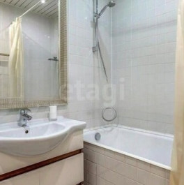 Продажа 1-комн квартиры на вторичном рынке Брянская улица,  д. 12