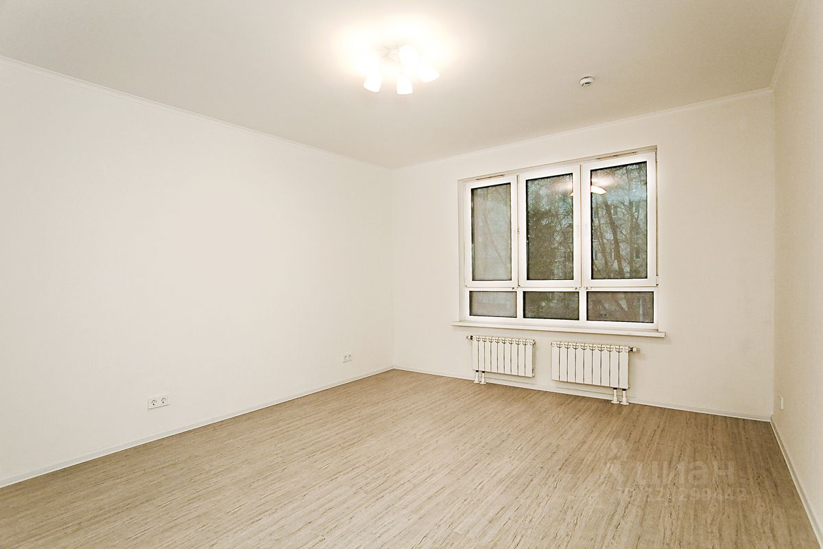 Продажа 2-комн квартиры на вторичном рынке Погонный проезд, 13