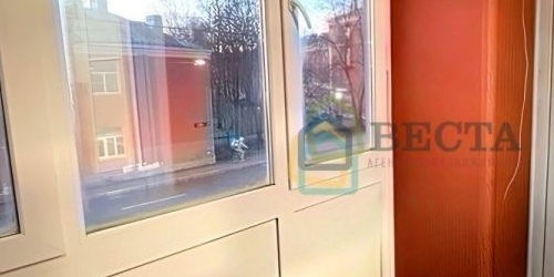 4-комн квартира улица Бабушкина, 20