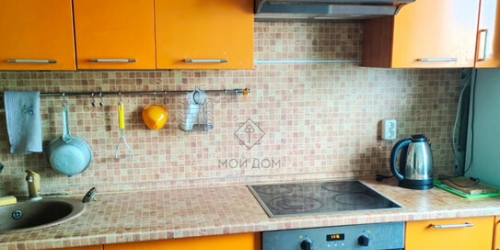 2-комн квартира улица Адмирала Лазарева,  д. 62