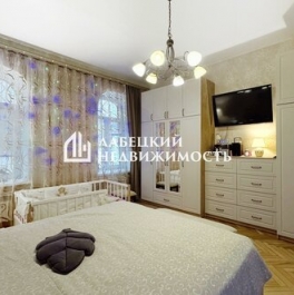 Продажа 3-комн квартиры на вторичном рынке 15-я линия,  д. 70