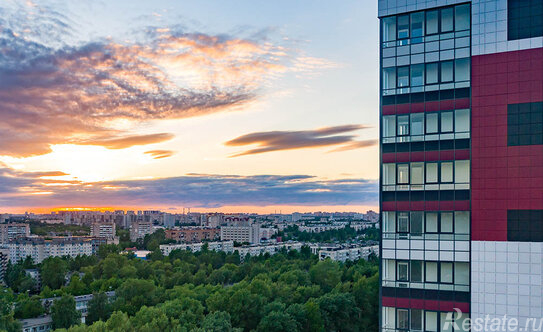 Продажа 2-комн квартиры на вторичном рынке Бокситогорская улица,  д. 33 с1