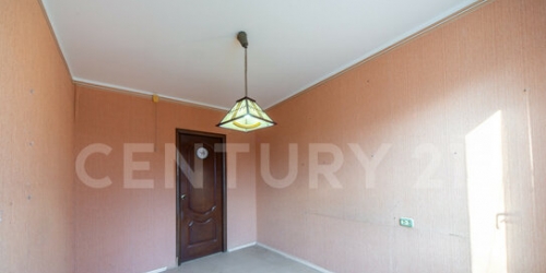 3-комн квартира Перекопская улица,  д. 22