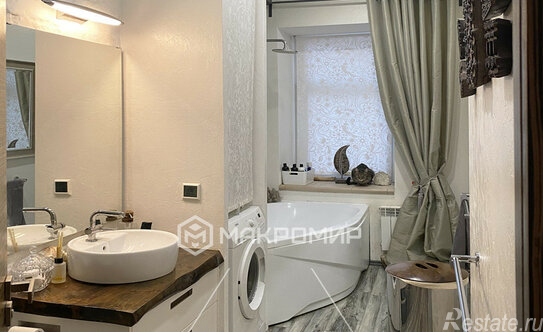 Продажа 3-комн квартиры на вторичном рынке пер Нестерова,  д. 9