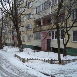 Продажа 2-комн квартиры на вторичном рынке Осенняя,  д. 5