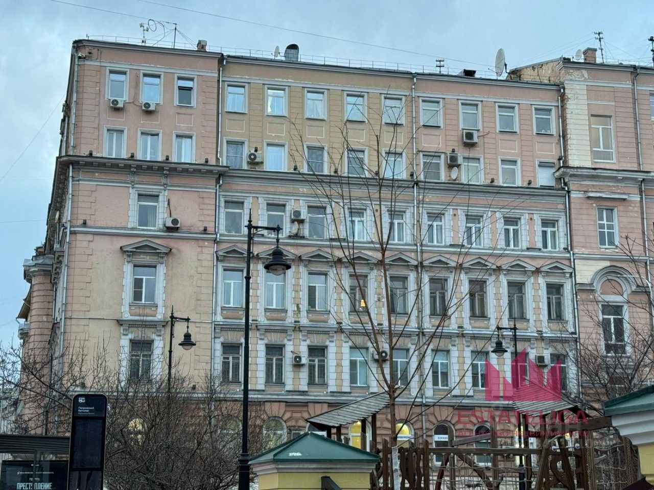 Аренда 1-комн квартиры на вторичном рынке Петровский бульвар, 17/1