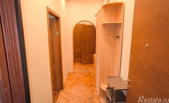 Продажа 2-комн квартиры на вторичном рынке Соколиной Горы 8-я ул,  д. 13