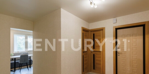 3-комн квартира Маршала Захарова ул,  д. 39