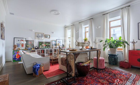 Продажа 3-комн квартиры на вторичном рынке Бронная М. ул,  д. 4