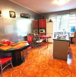 Продажа 5-комн квартиры на вторичном рынке Жуковский, ул Грищенко,  д. 4