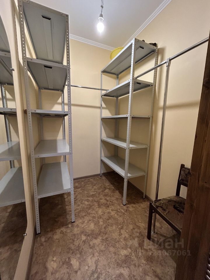 Аренда 1-комн квартиры на вторичном рынке Мурино, площадь Привокзальная, 3к3