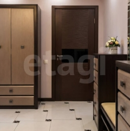 Продажа 5-комн квартиры на вторичном рынке Дмитров, ул Оборонная,  д. 7