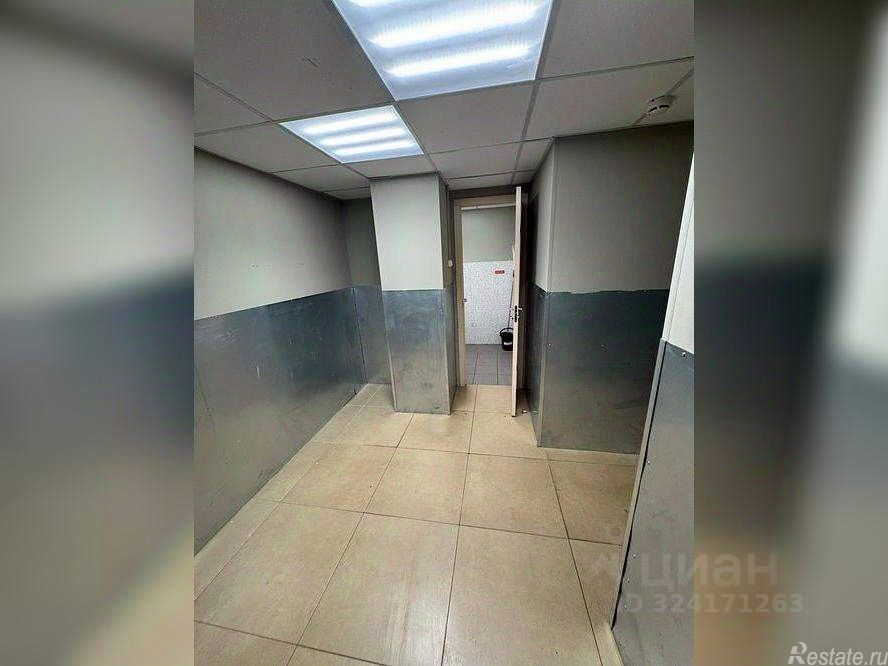 Аренда торгового помещения ул Кировоградская,  д. 8,  к. 3