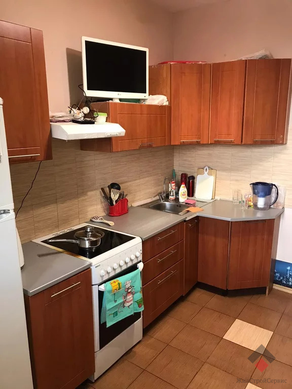 Продажа 1-комн квартиры на вторичном рынке ВНИИССОК, ул. Михаила Кутузова,  д. 1