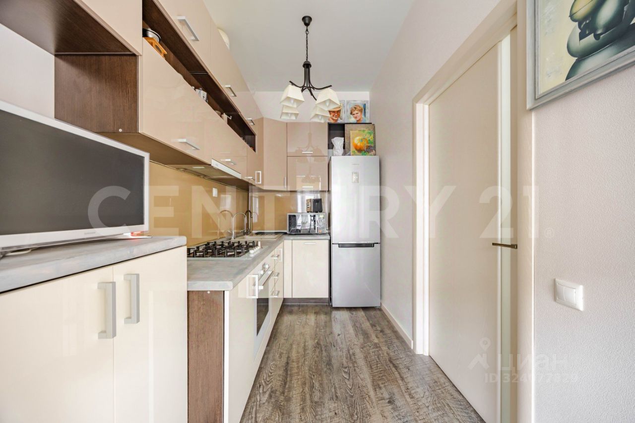 Продажа 1-комн квартиры на вторичном рынке Витебская улица, 19