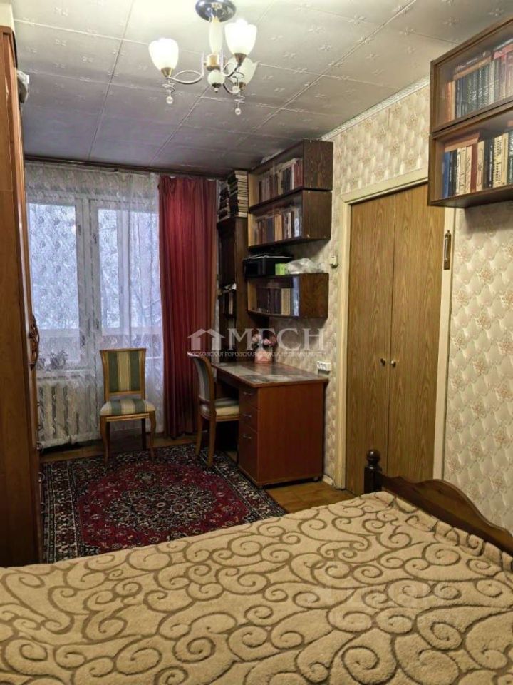 Продажа 2-комн квартиры на вторичном рынке улица Бутлерова, 38К2