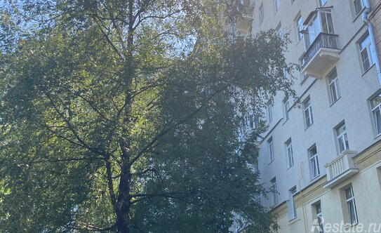 Аренда 3-комн квартиры на вторичном рынке улица Генерала Ермолова,  д. 6
