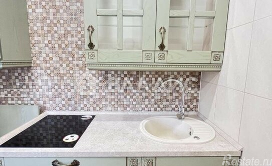 Продажа 3-комн квартиры на вторичном рынке Днепропетровская улица,  д. 35 к1