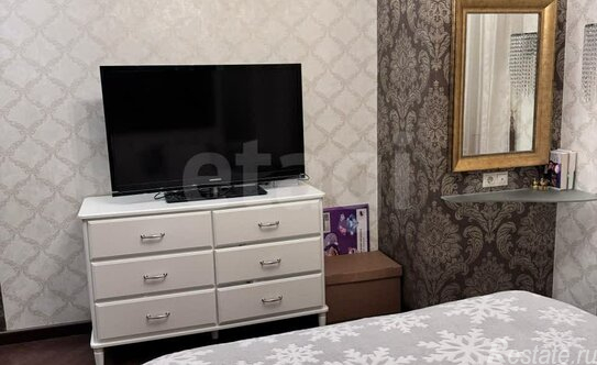 Продажа 4-комн квартиры на вторичном рынке ул Кузнецовская,  д. 30