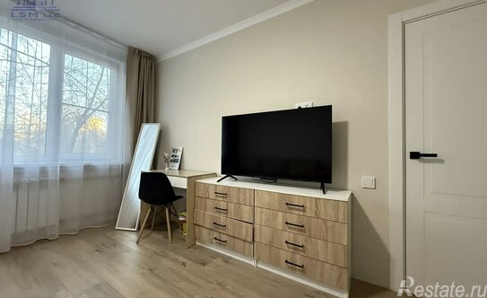 Продажа 2-комн квартиры на вторичном рынке Солидарности пр-кт,  д. 8,  к. 2