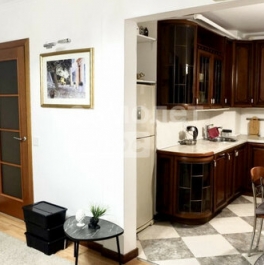 Продажа 2-комн квартиры на вторичном рынке Маленковская улица,  д. 12