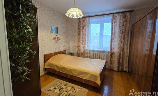 Продажа 3-комн квартиры на вторичном рынке Кириши г, Энергетиков ул,  д. 3