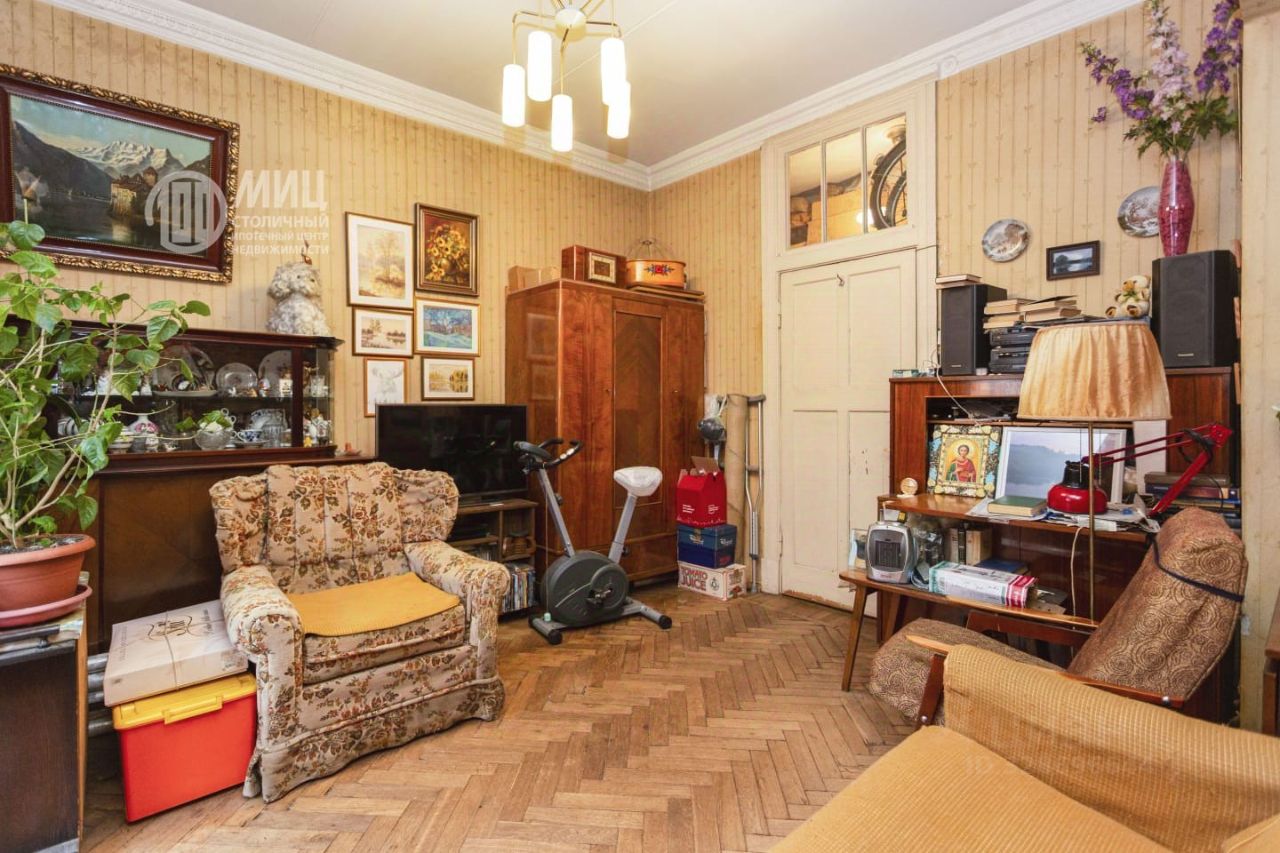 Продажа 2-комн квартиры на вторичном рынке улица Советской Армии, 13