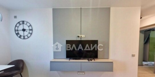 3-комн квартира улица Расковой,  д. 14