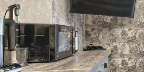 3-комн квартира улица Жукова, 3